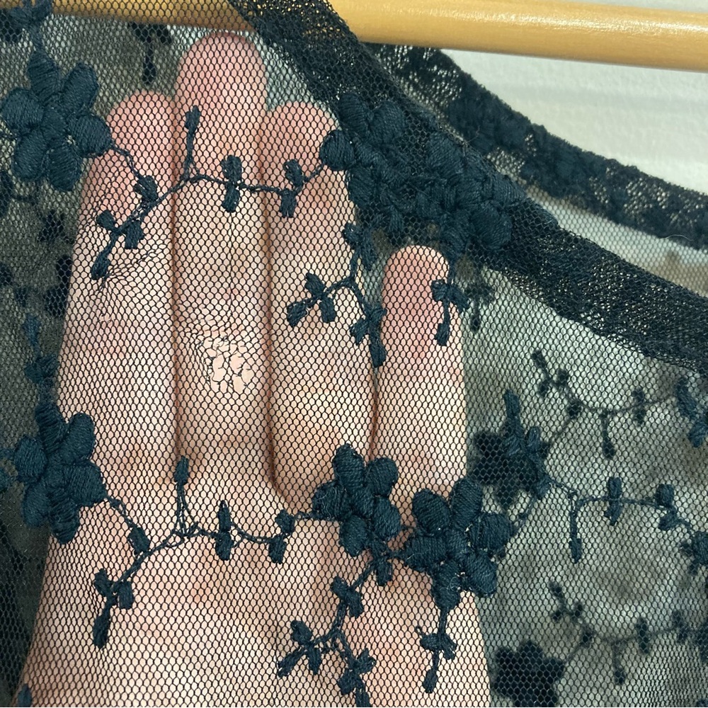 SOLD One Teaspoon Sheer Lace Overlay Chemise Shirt Black Floral Sz 4 - Picture 8 of 9
